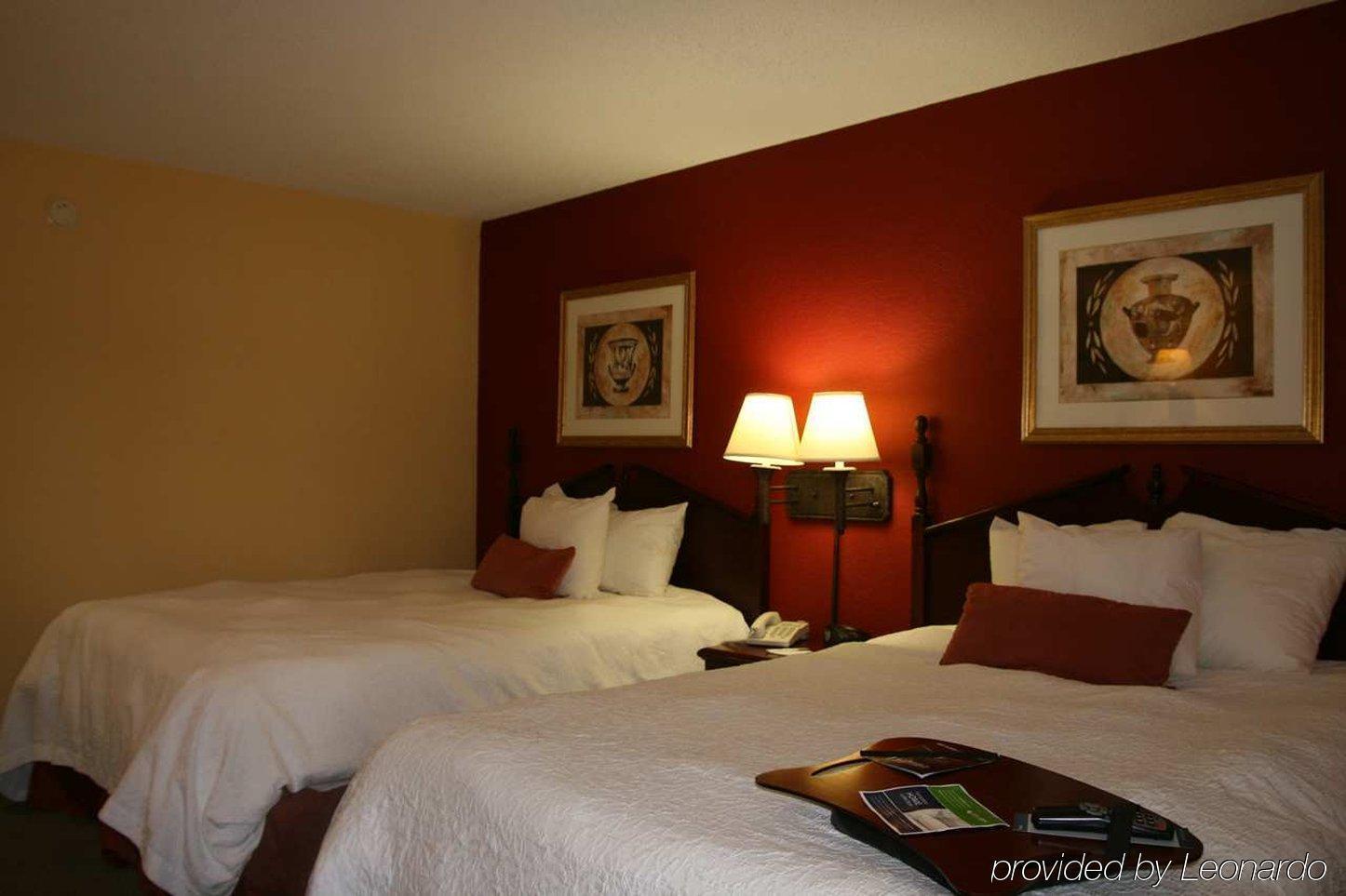 Hampton Inn Карбондейл Екстериор снимка