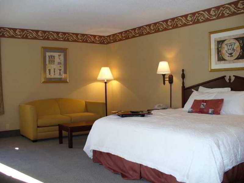 Hampton Inn Карбондейл Стая снимка